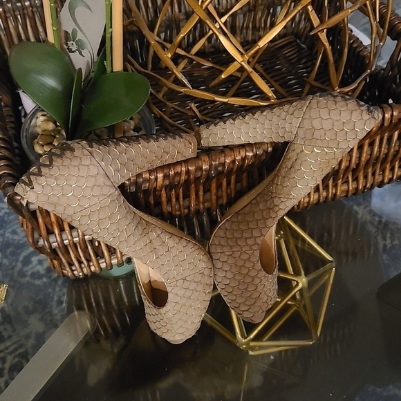 House of Harlow 1960 Pearl peep toe heels - Picture 11 of 13